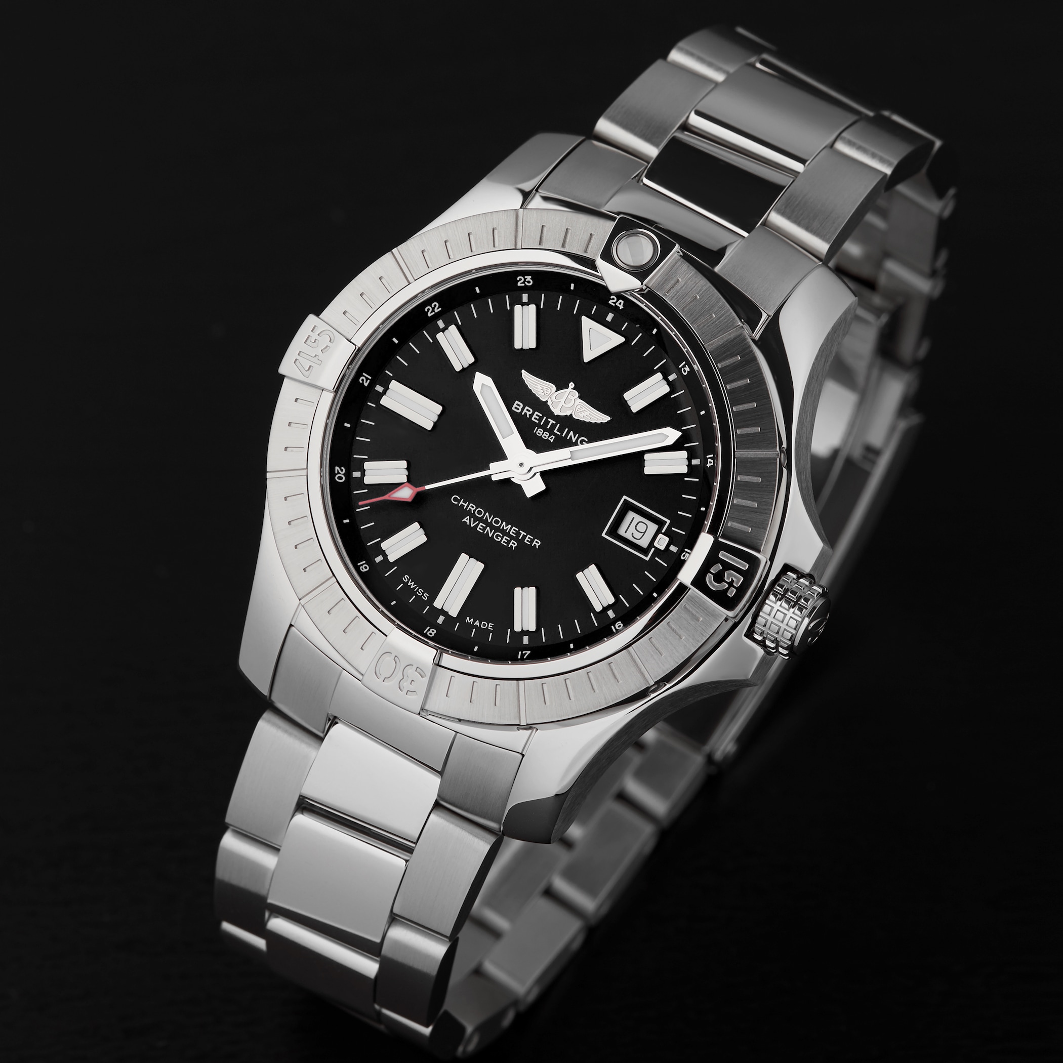 Breitling Avenger Automatic 43 Stainless Steel Watch Breitling Avenger Automatic 43 Stainless Steel Watch