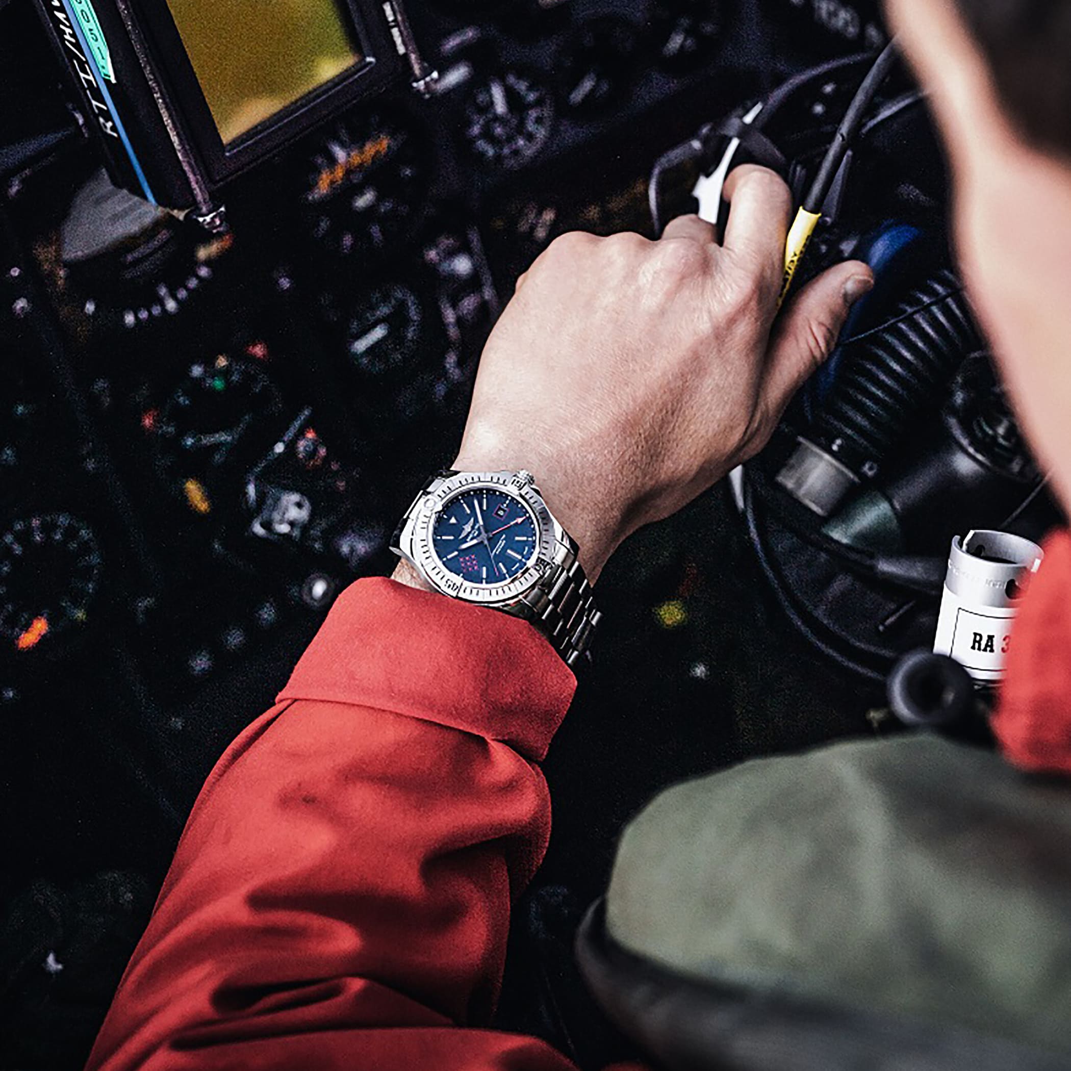Breitling Exclusive Avenger Royal Air Force Red Arrows Limited Edition Watch Breitling Exclusive Avenger Royal Air Force Red Arrows Limited Edition Watch