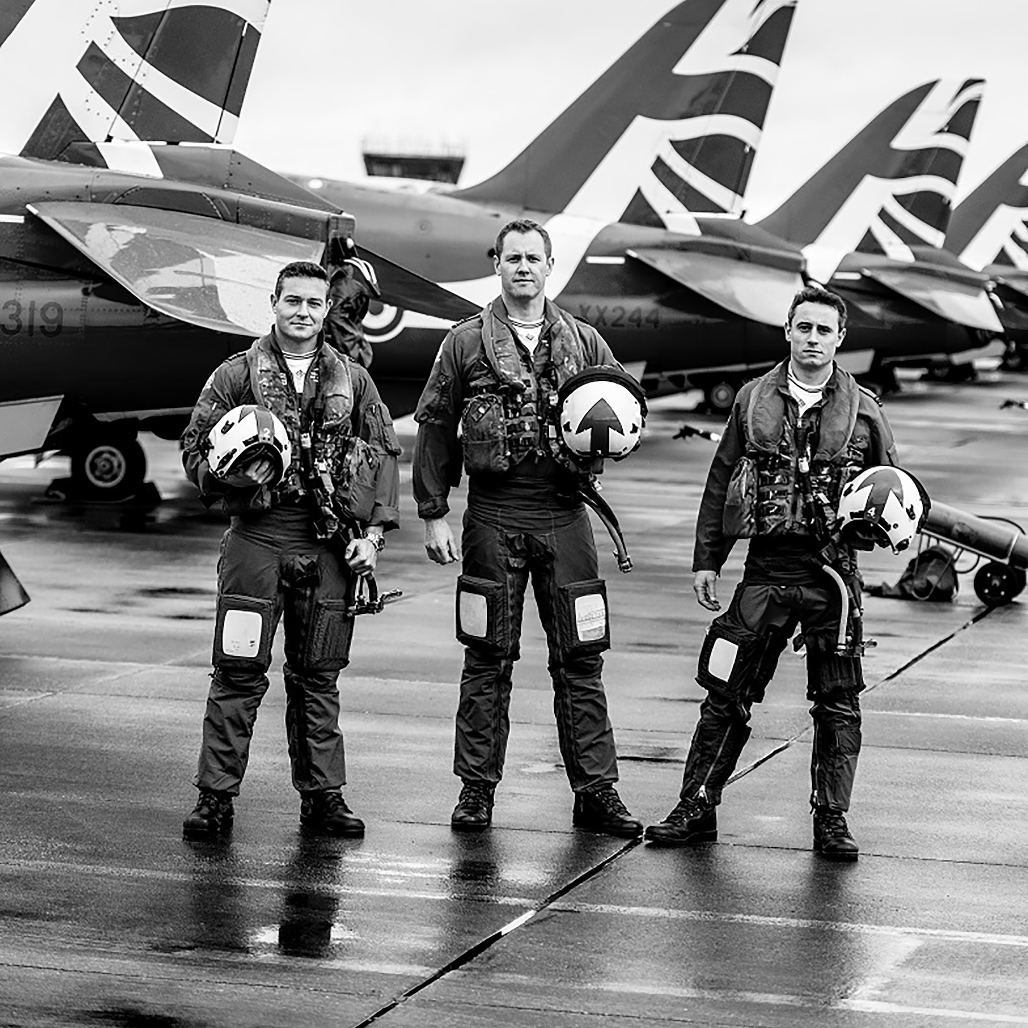 Breitling Exclusive Avenger Royal Air Force Red Arrows Limited Edition Watch Breitling Exclusive Avenger Royal Air Force Red Arrows Limited Edition Watch