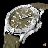 Breitling Avenger Automatic 43 Exclusive