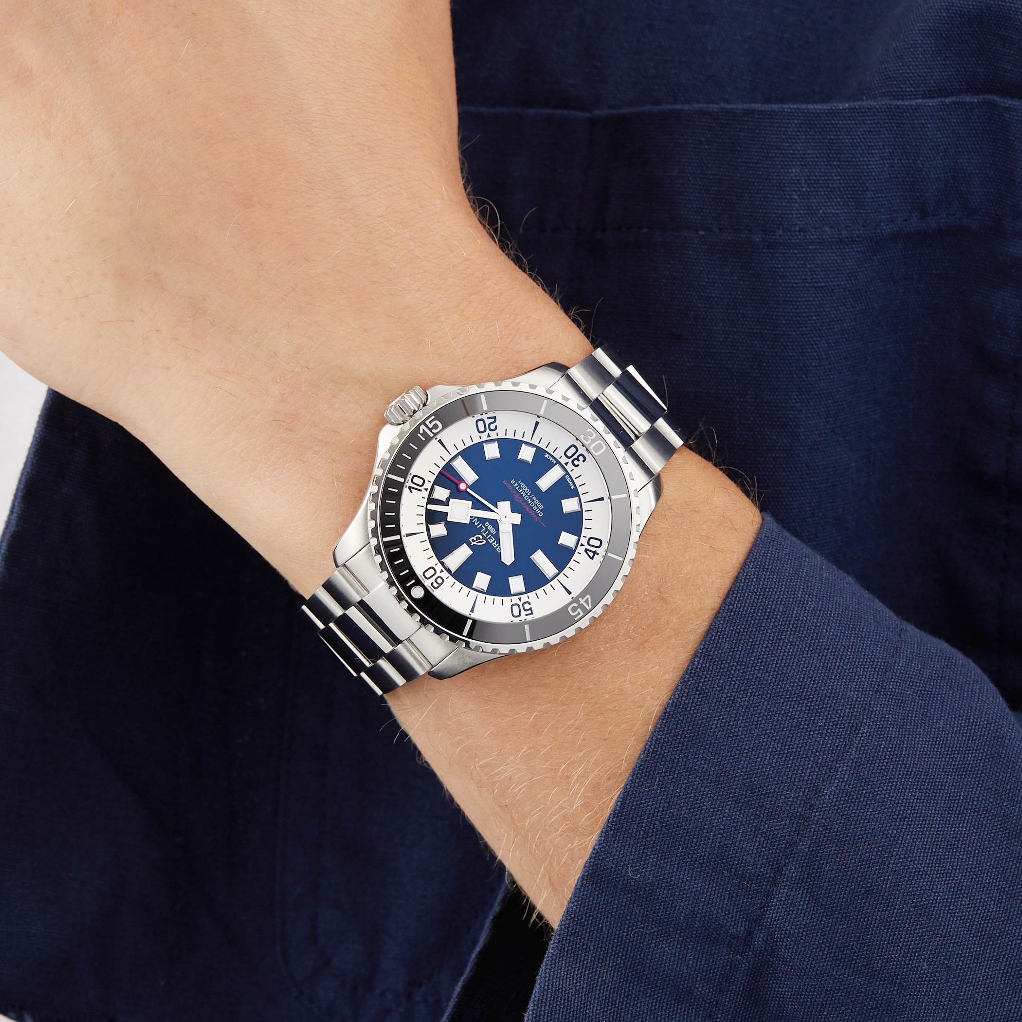 Breitling Superocean Automatic 44 Stainless Steel - Blue Watch Breitling Superocean Automatic 44 Stainless Steel - Blue Watch