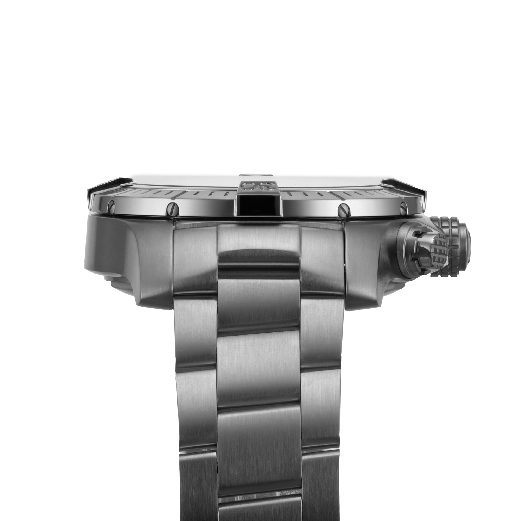 Breitling Avenger Chronograph GMT 45 Stainless Steel Watch Breitling Avenger Chronograph GMT 45 Stainless Steel Watch