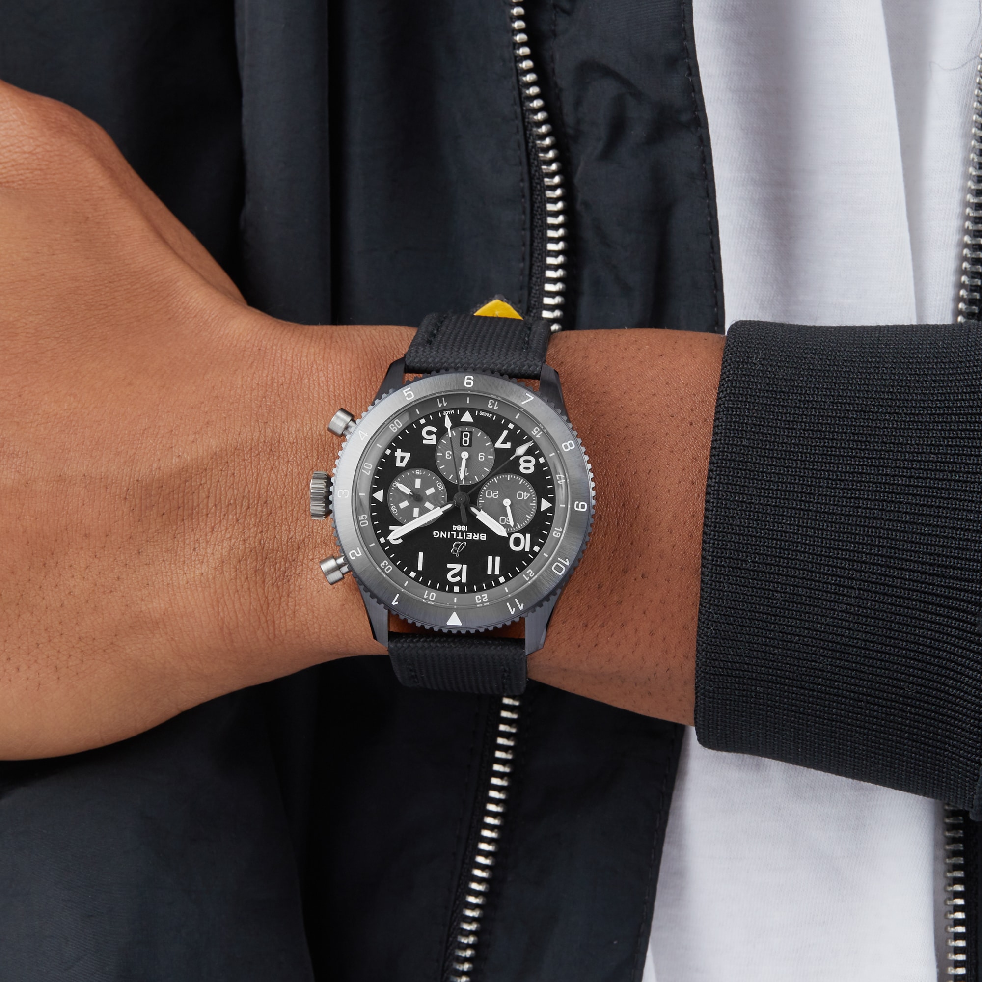 Breitling Super AVI B04 Chronograph GMT Mosquito Night Fighter 46mm Mens Watch Black Breitling Super AVI B04 Chronograph GMT Mosquito Night Fighter 46mm Mens Watch Black