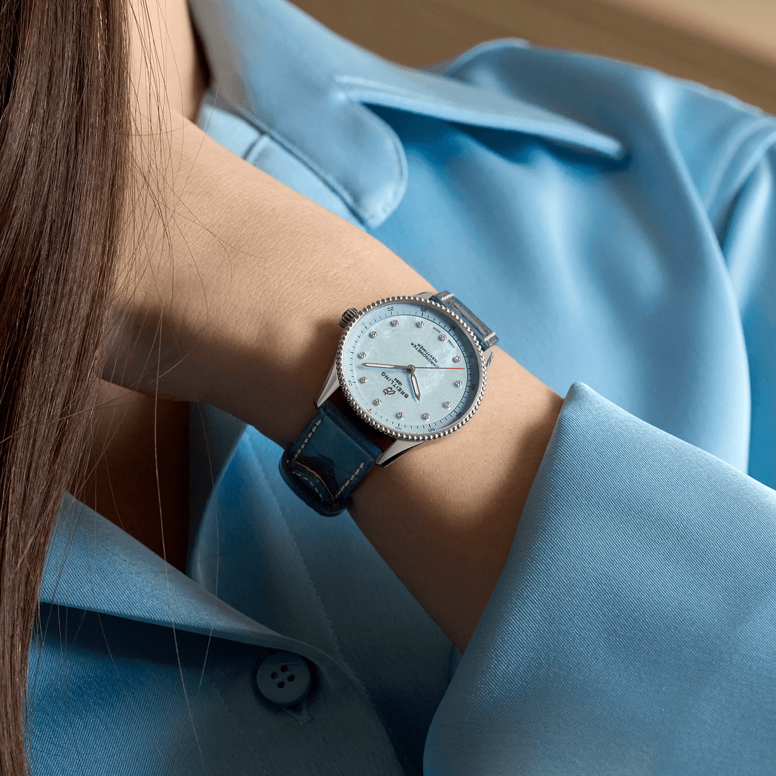 Breitling Navitimer 32mm Ladies Watch Blue Mother Of Pearl Alligator