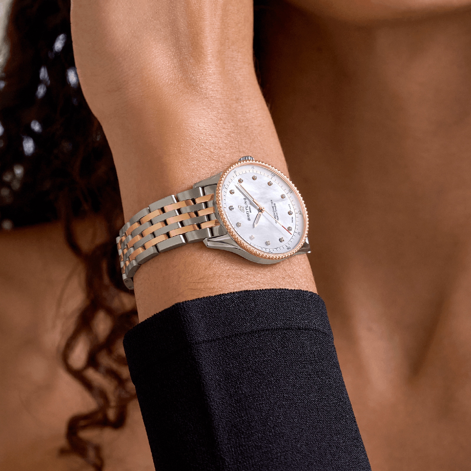 Breitling Navitimer 32mm Ladies Watch White Mother Of Pearl Stainless Steel and 18k Red Gold Breitling Navitimer 32mm Ladies Watch White Mother Of Pearl Stainless Steel and 18k Red Gold