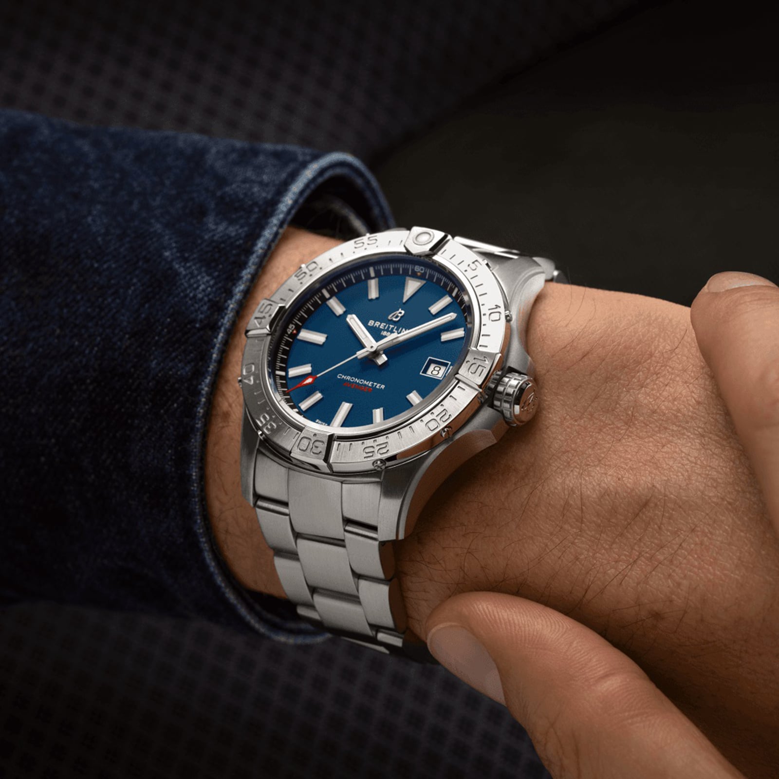 Breitling Avenger Automatic 42mm Mens Watch Blue Stainless Steel