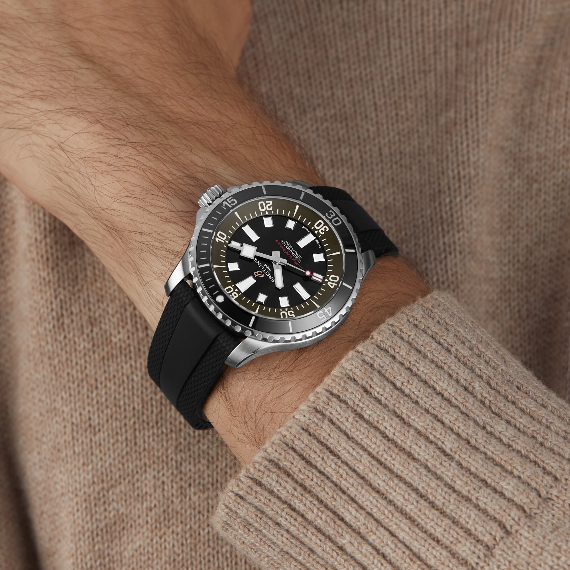 Breitling Superocean Automatic 44mm UK Edition Mens Watch Black Rubber Breitling Superocean Automatic 44mm UK Edition Mens Watch Black Rubber