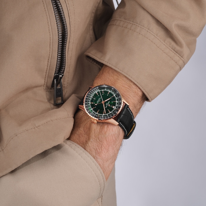 Breitling Navitimer Automatic GMT 41mm Mens Watch Green