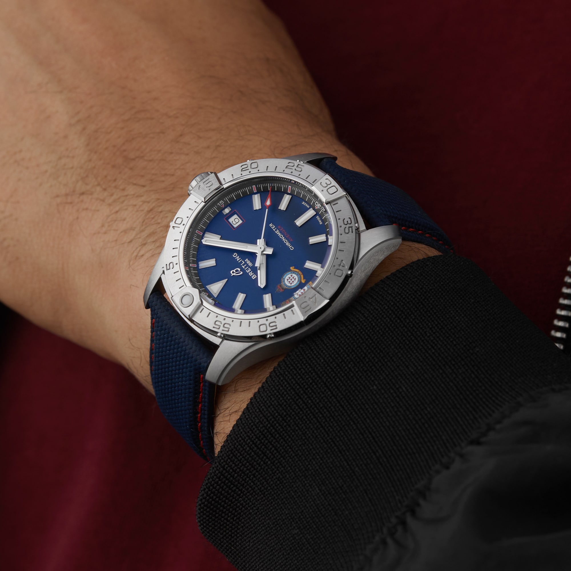 Breitling Avenger Red Arrows 60th Anniversary Edition 42mm Mens Watch Blue Breitling Avenger Red Arrows 60th Anniversary Edition 42mm Mens Watch Blue
