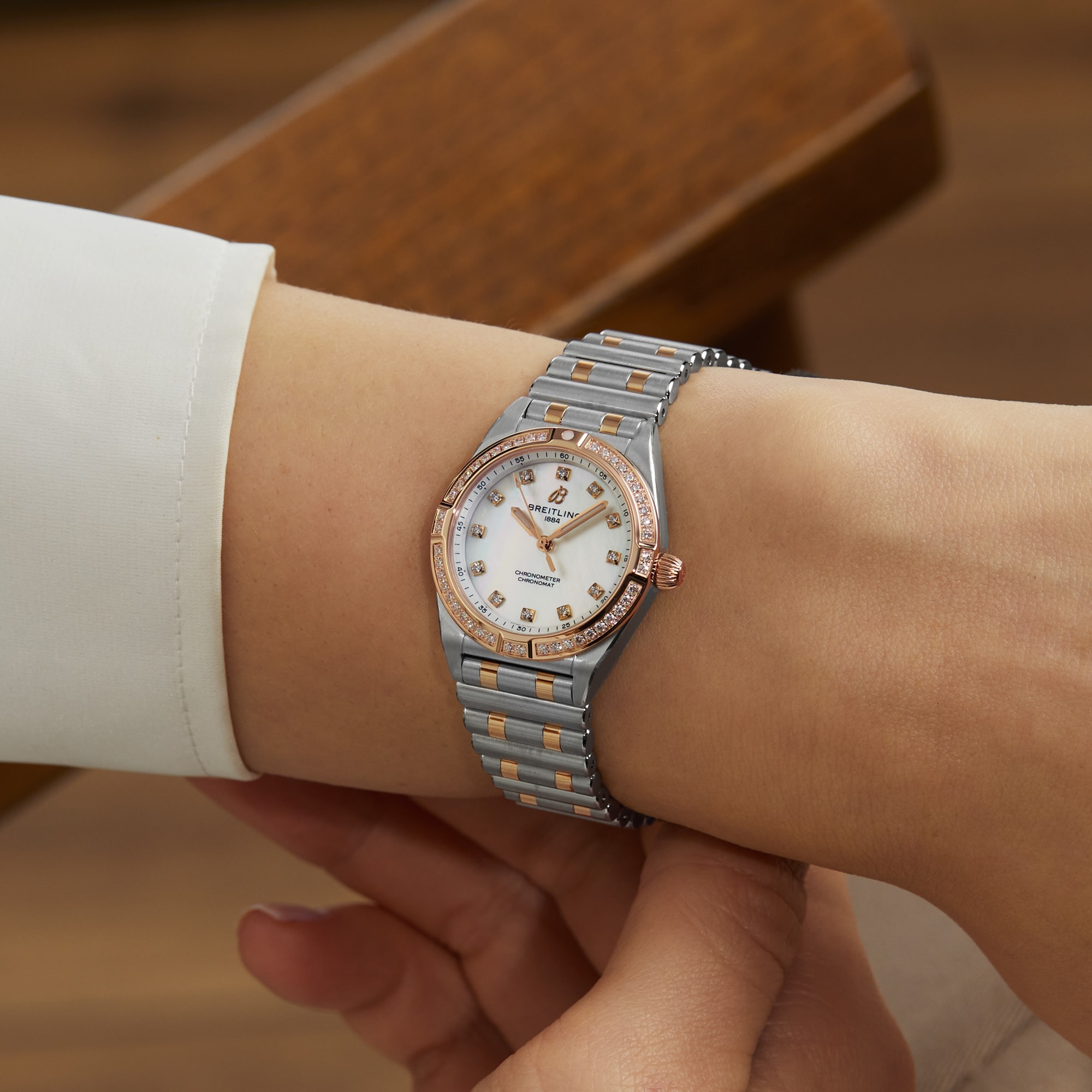 Breitling Chronomat Stainless Steel & 18k Red Gold 28mm Ladies Watch Mother Of Pearl Breitling Chronomat Stainless Steel & 18k Red Gold 28mm Ladies Watch Mother Of Pearl