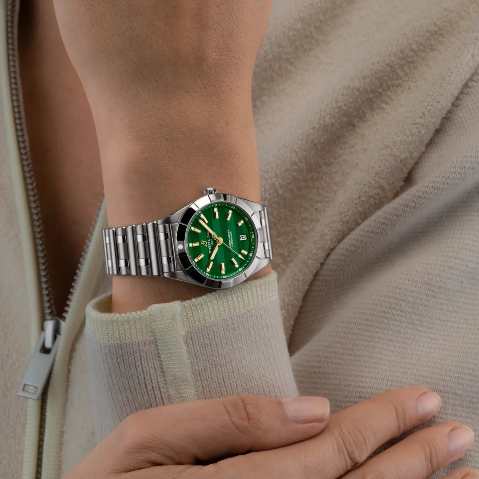 Breitling Chronomat GMT Six Nations Ireland Limited Edition 32mm Ladies Watch Breitling Chronomat GMT Six Nations Ireland Limited Edition 32mm Ladies Watch