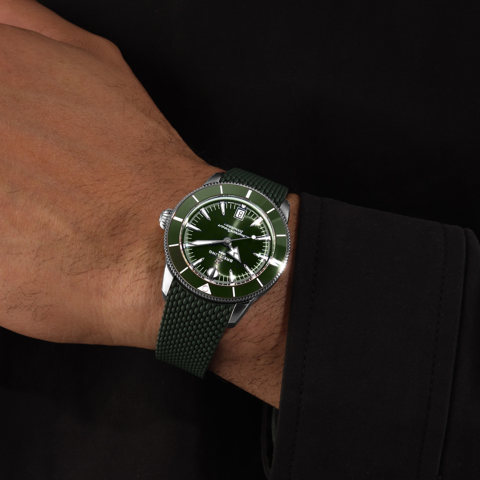 Breitling Superocean Heritage B31 Automatic 42mm Mens Watch Green Rubber