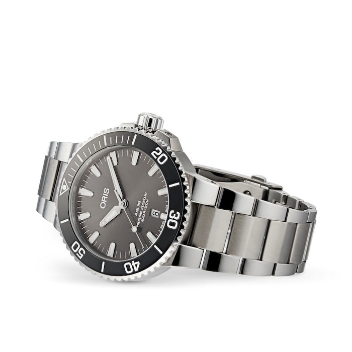 Oris Aquis 43.5mm Mens Watch