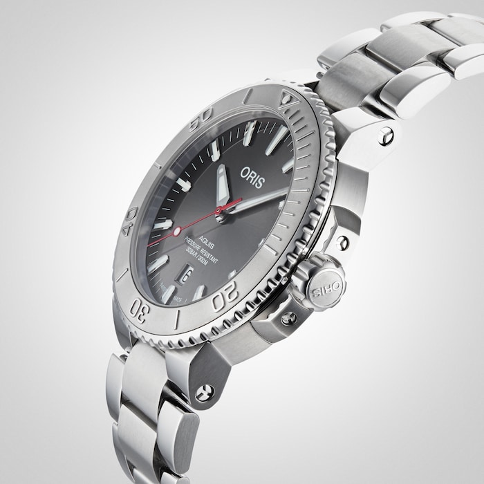 Oris Aquis 43.5mm Mens Watch