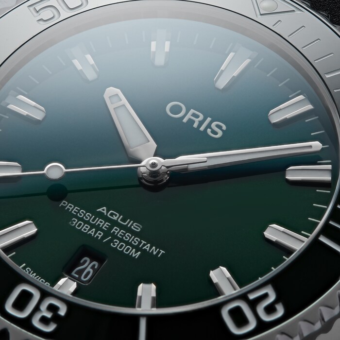 Oris Aquis Date 41.5mm Mens Watch