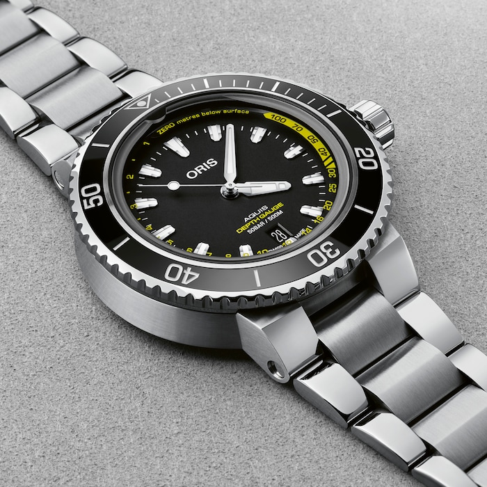 Oris Aquis Depth Gauge 45.5mm Mens Watch