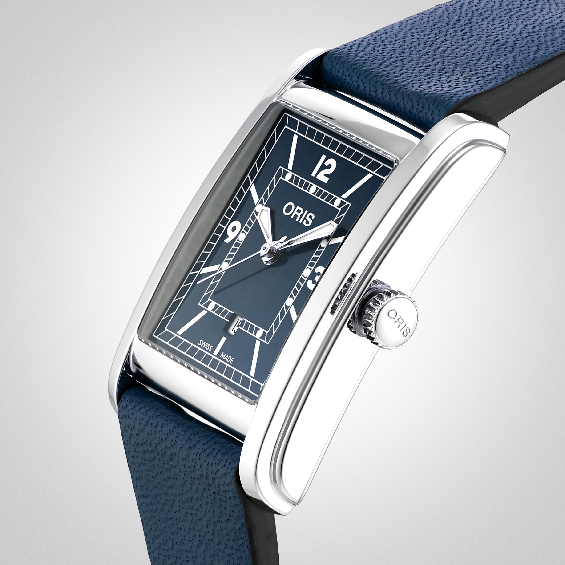 Rectangular discount automatic watch