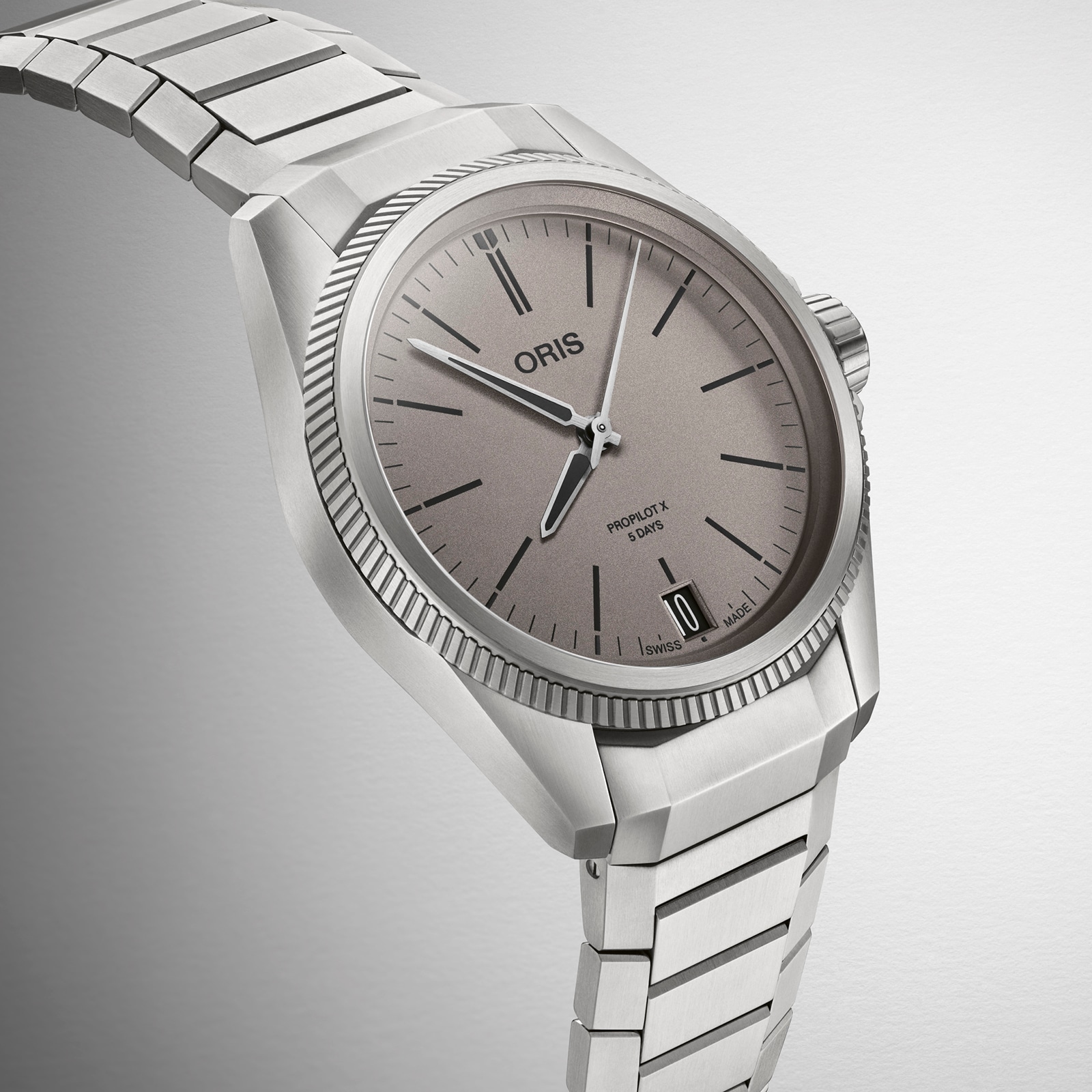 Oris ProPilot X Calibre 400 39mm Mens Watch Grey