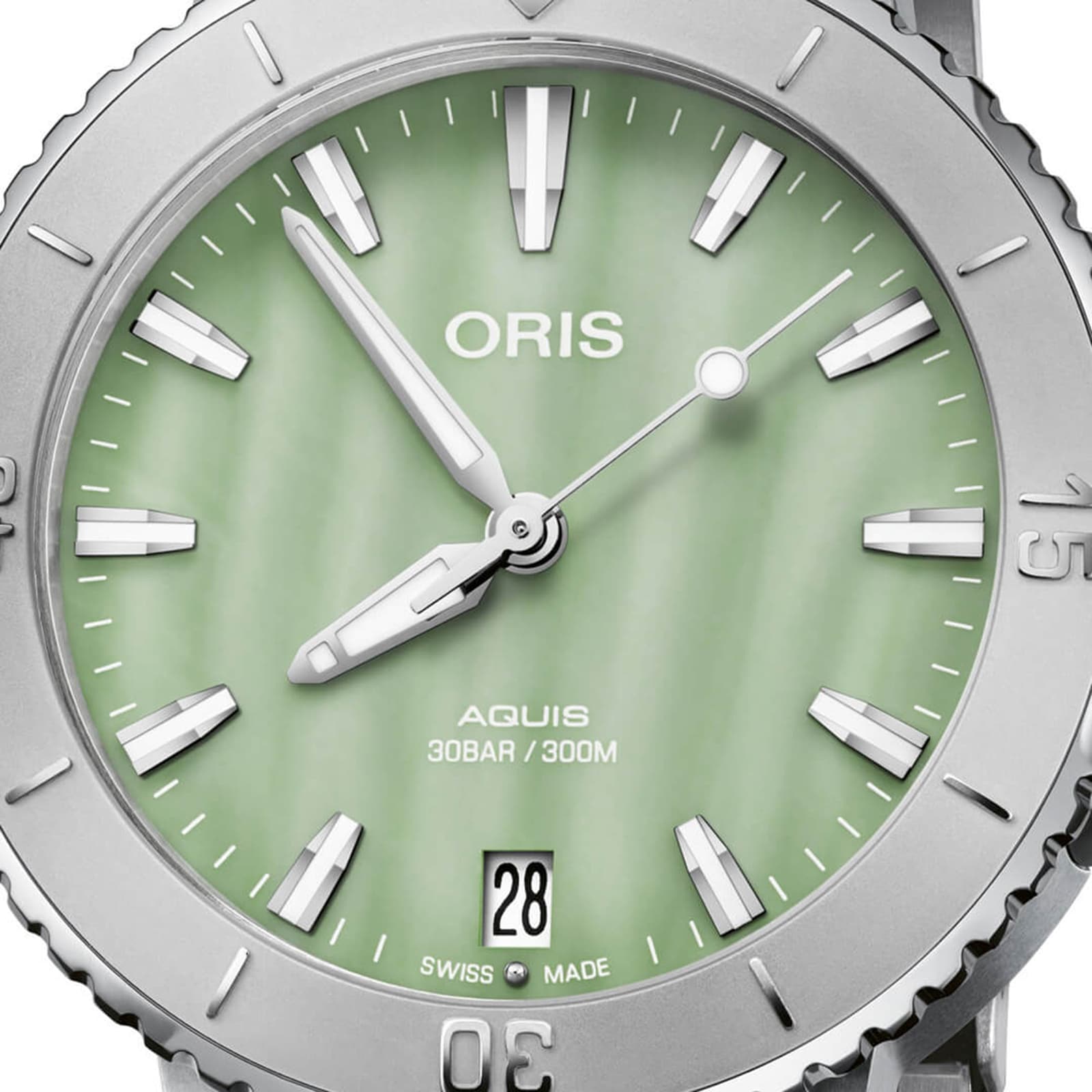 Oris aquis date online green