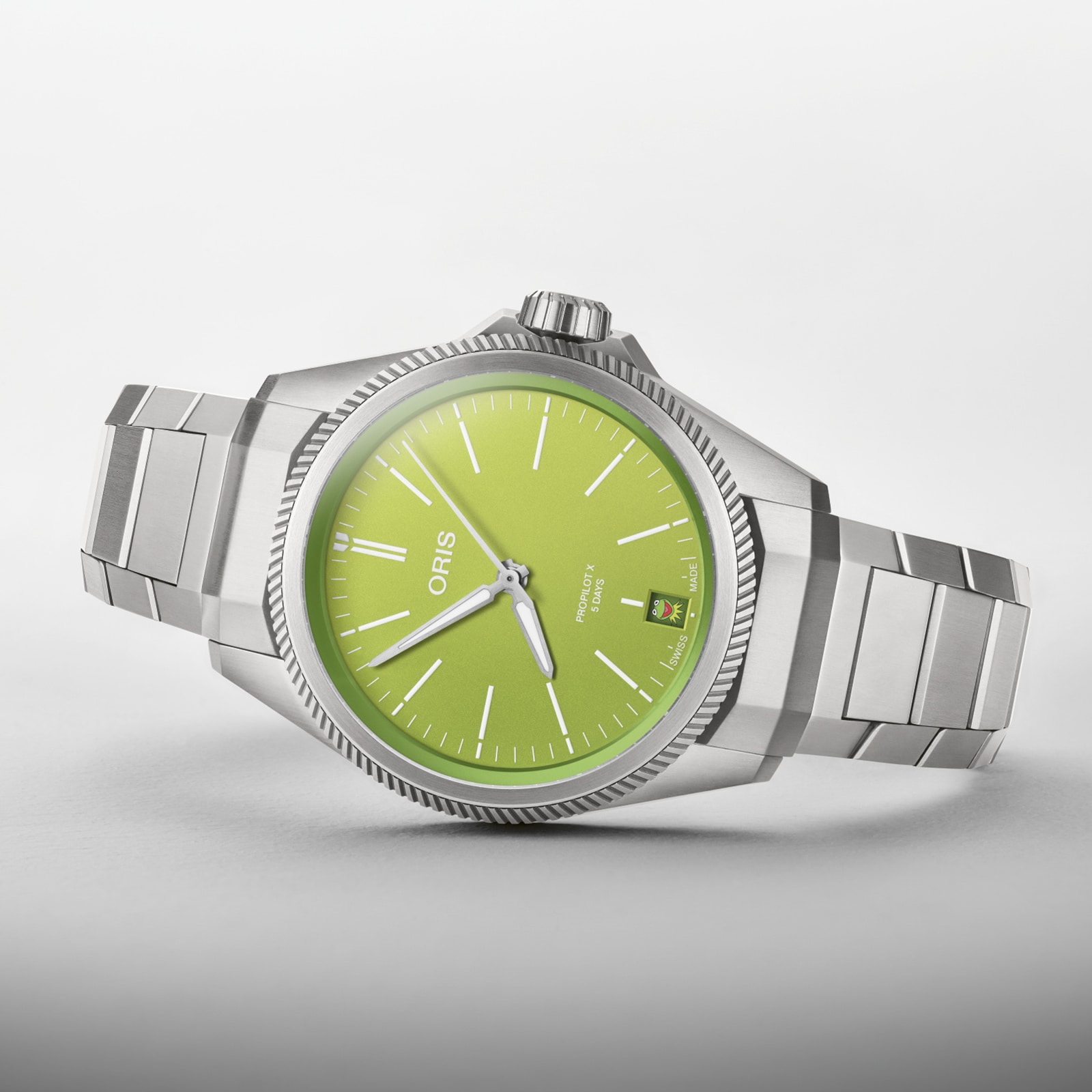 Pro Pilot X 39mm Mens Watch Kermit Edition