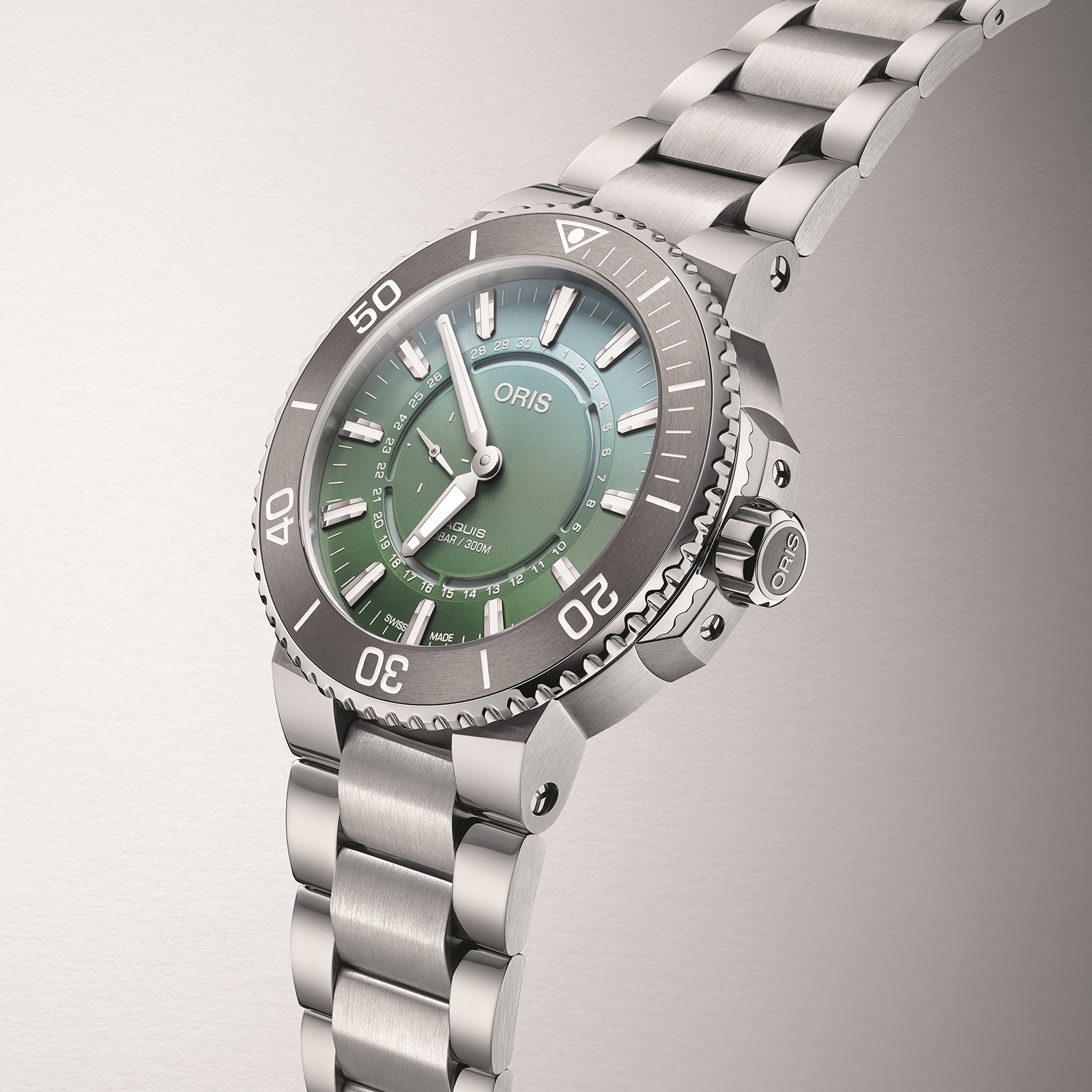 Oris Aquis Dat Watt Limited Edition II 43.5mm Mens Watch Green