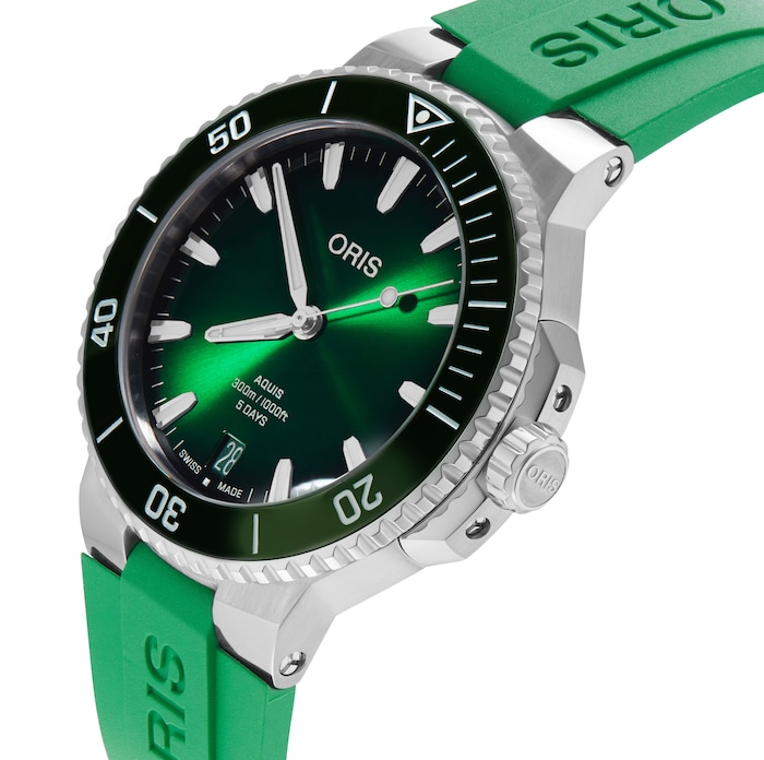 Oris Aquis Calibre 400 43.5mm Green Strap