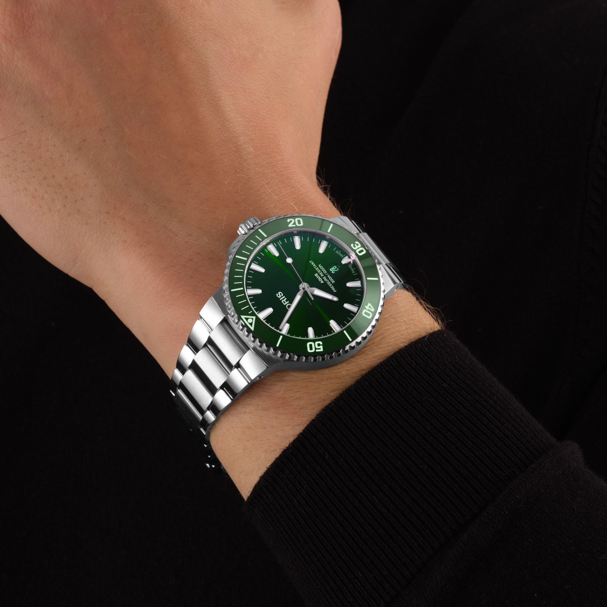 Oris Aquis Date 43.5mm Green Dial Mens Watch Oris Aquis Date 43.5mm Green Dial Mens Watch