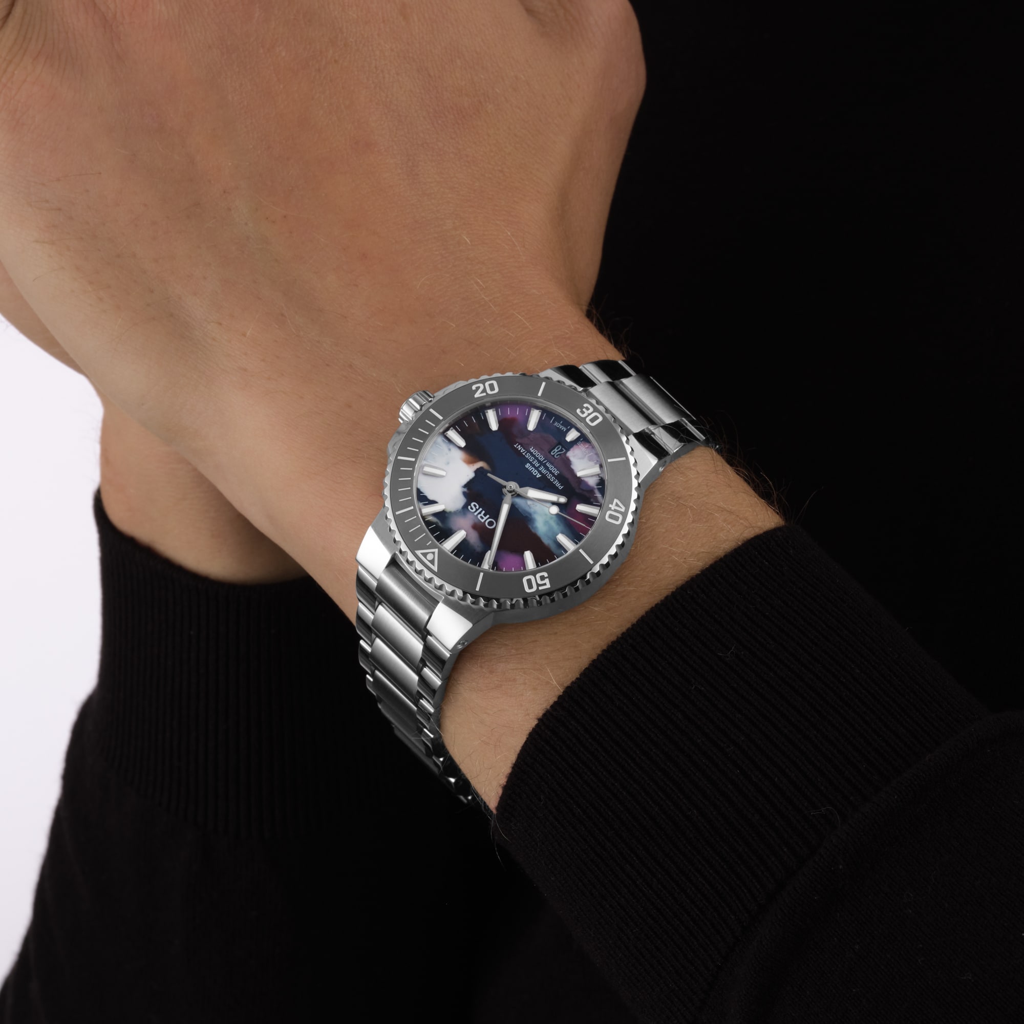 Oris Aquis Date Upcycle 41.5mm Mens Watch Oris Aquis Date Upcycle 41.5mm Mens Watch