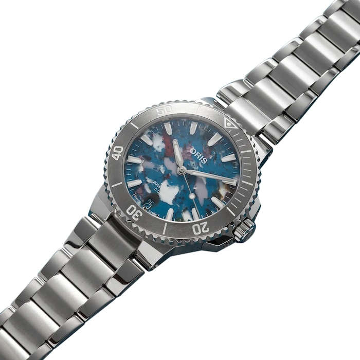 Oris Aquis Date Upcycle 43.5mm Mens Watch