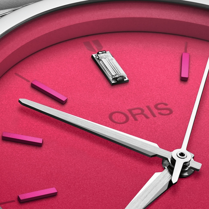 Oris Pro Pilot X 34mm Unisex Watch Miss Piggy Edition