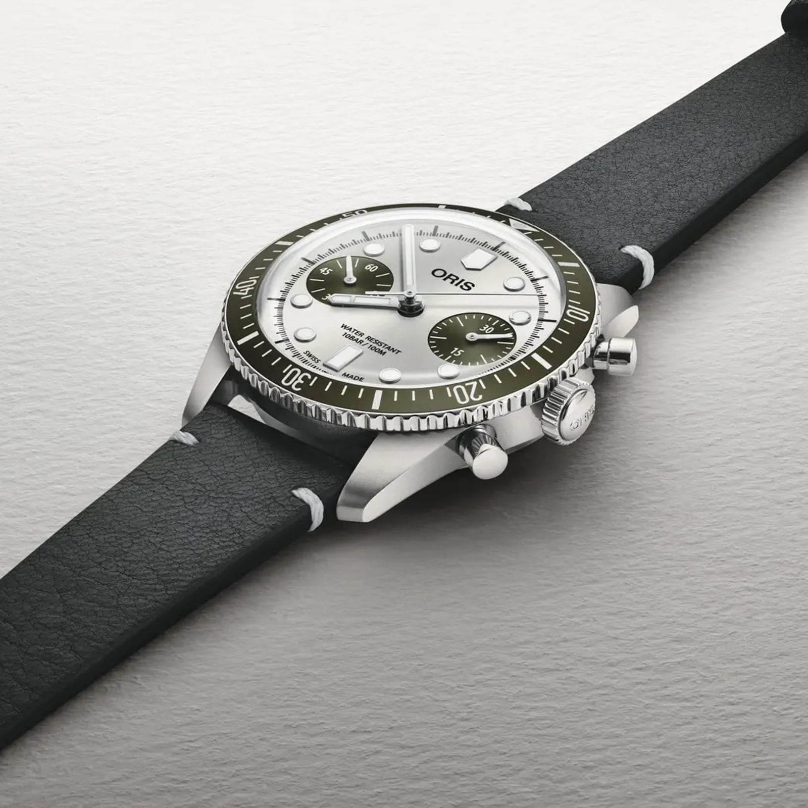 Oris Divers Sixty‑Five Chronograph 40mm Mens Watch Grey Leather Strap