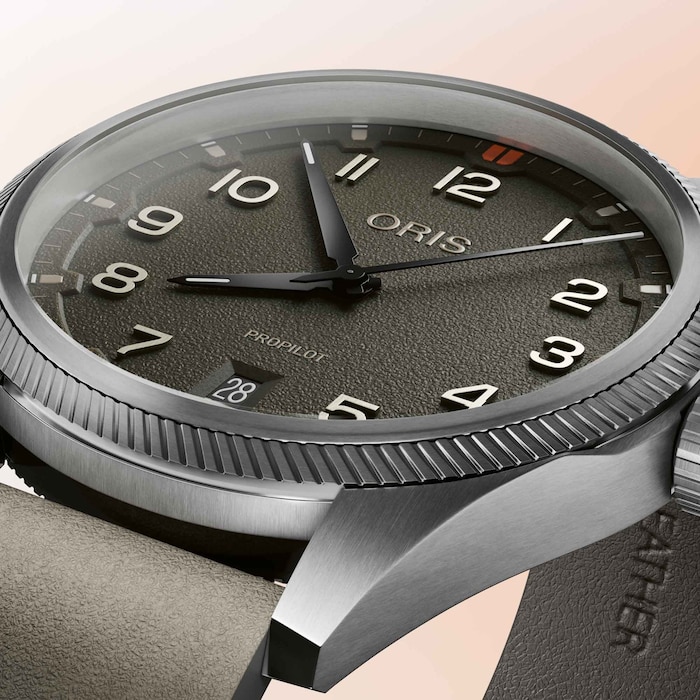 Oris Propilot Date 41mm Mens Watch Khaki