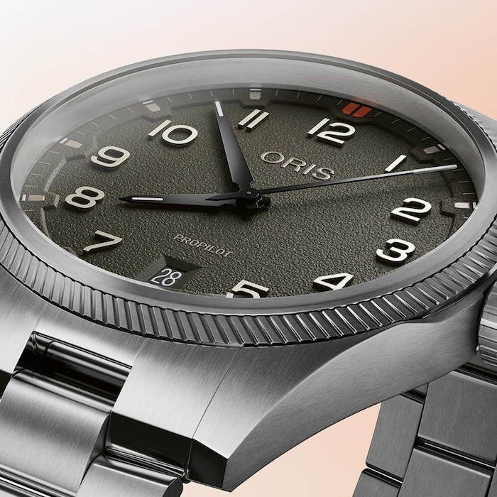 Oris Propilot Date 41mm Mens Watch Green Stainless Steel