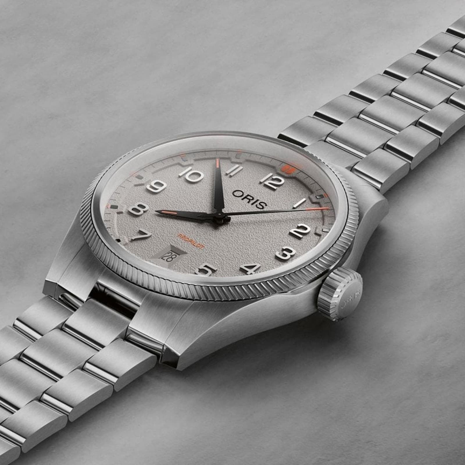 Oris Propilot Date 41mm Mens Watch Grey Stainless Steel