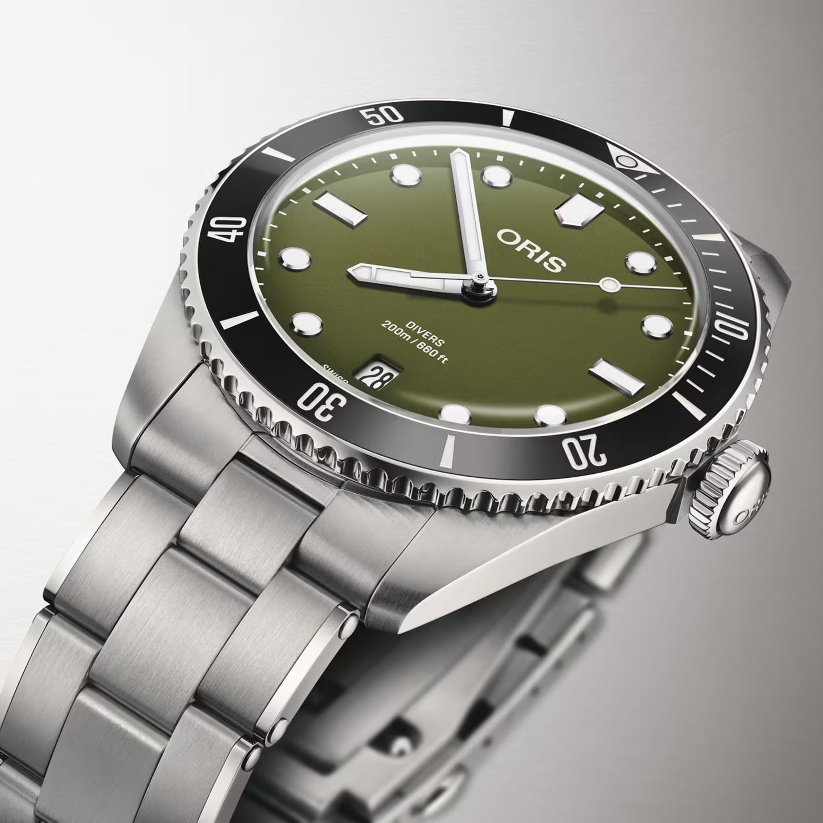 Oris Divers Date 39mm Unisex Watch Green
