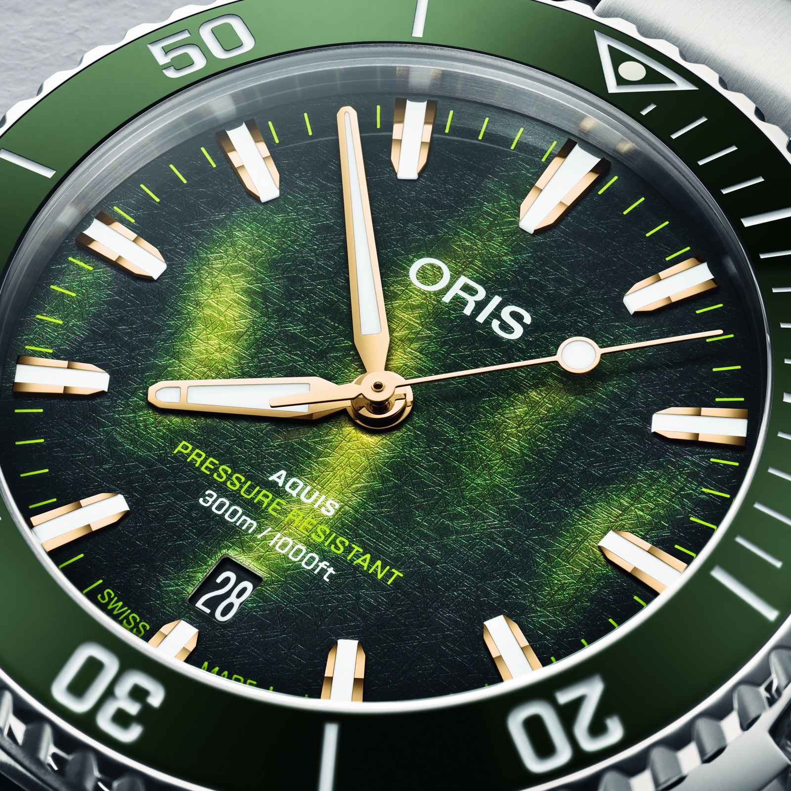 Oris Aquis Kelp Forest 41.5mm Limited Edition Unisex Watch Green Oris Aquis Kelp Forest 41.5mm Limited Edition Unisex Watch Green