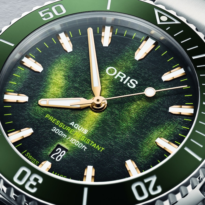 Oris Aquis Kelp Forest 41.5mm Limited Edition Mens Watch Green