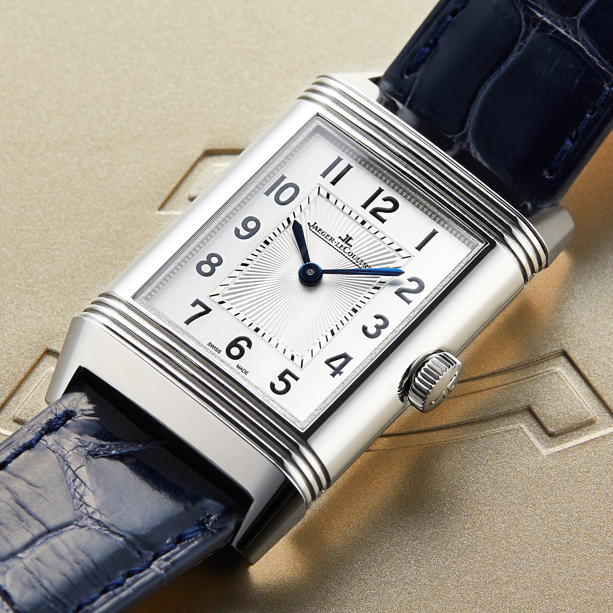 Jaeger lecoultre sale reverso classic medium