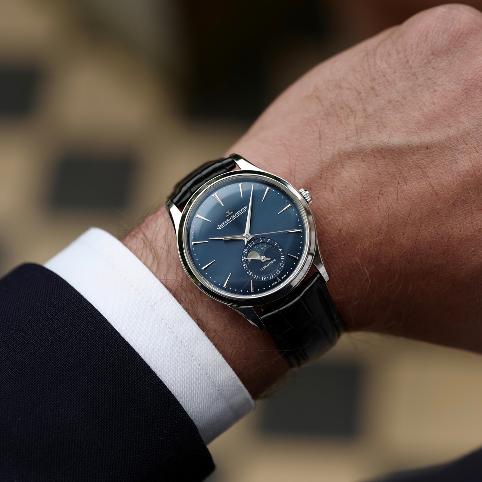Jaeger-LeCoultre Master Ultra-Thin Moon 39mm Mens Watch