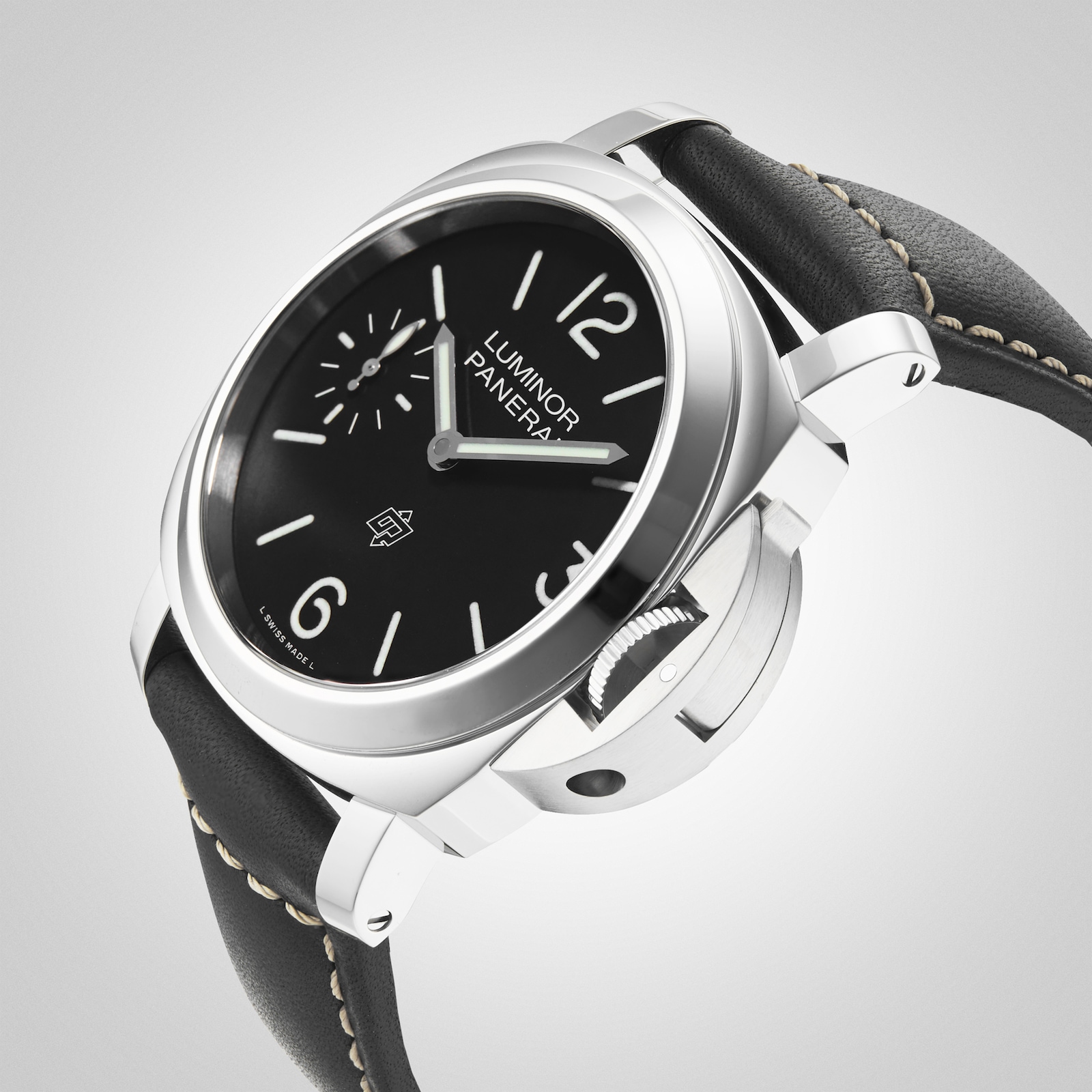 Panerai Luminor 44mm Mens Watch