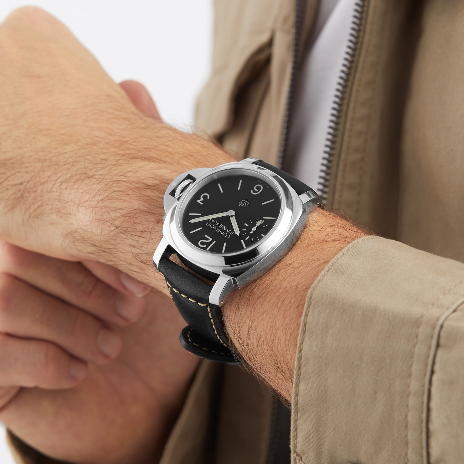 Panerai Luminor 44mm Mens Watch