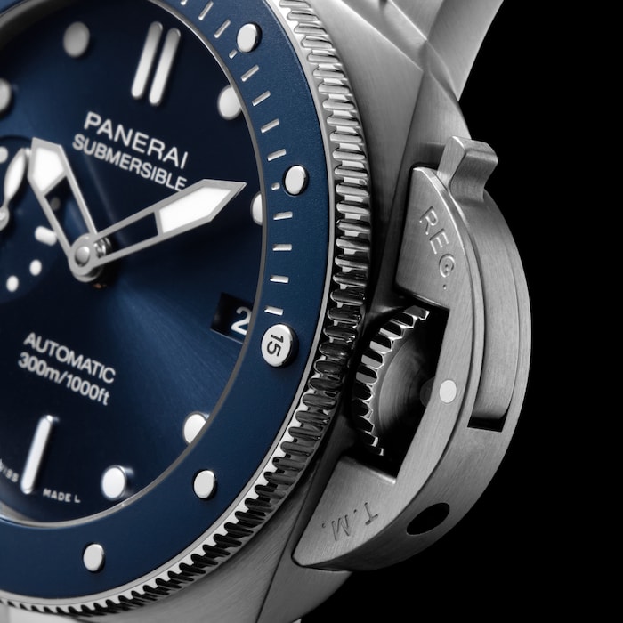 Panerai Submersible Blu Notte 42mm Mens Watch