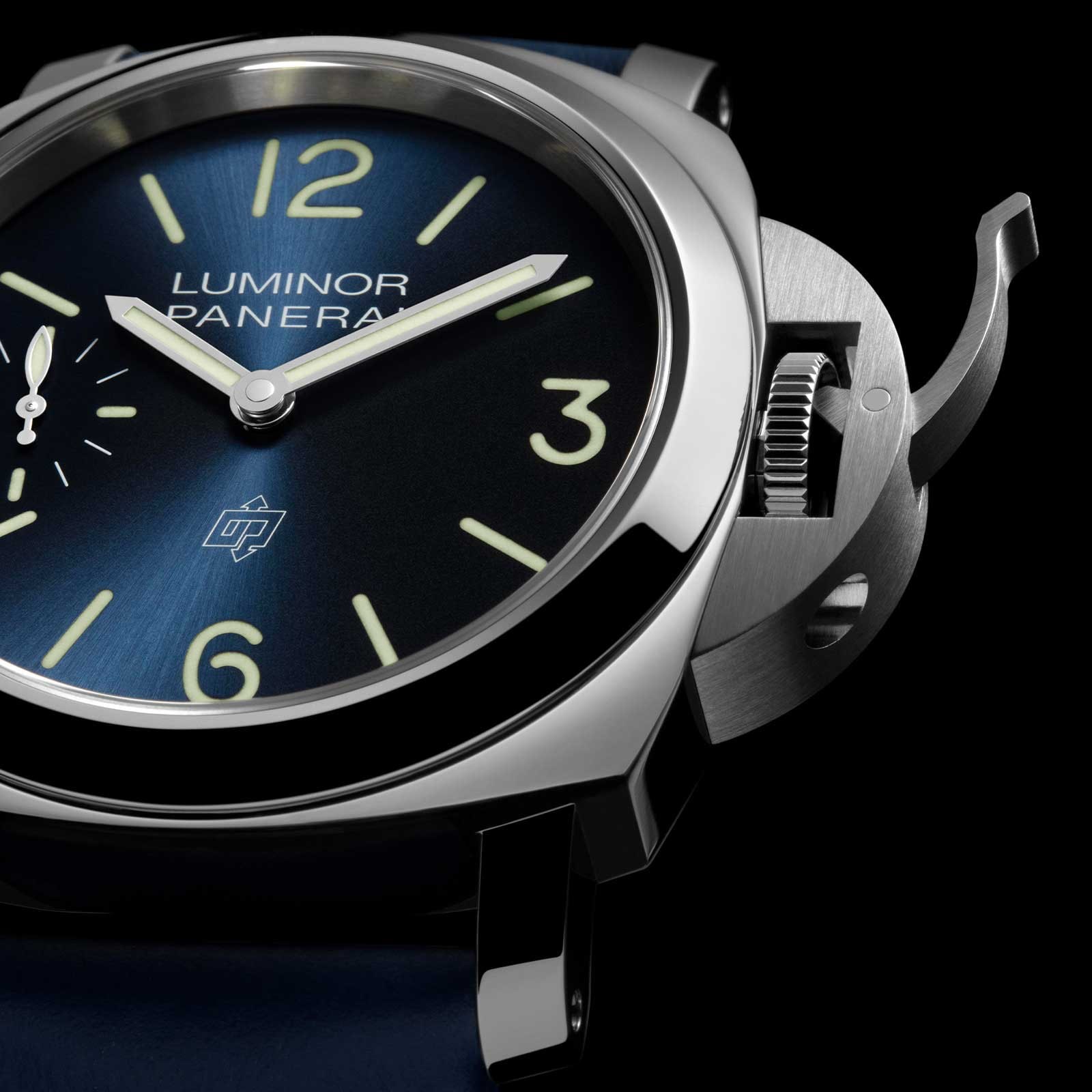 Panerai Luminor Logo 44mm Mens Watch - Interchangeable Strap Panerai Luminor Logo 44mm Mens Watch - Interchangeable Strap