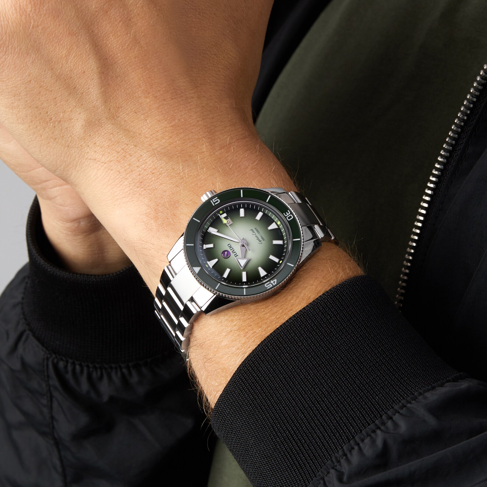 Rado Captain Cook X Cameron Norrie Limited Edition 42mm Mens Watch 3 Strap Set