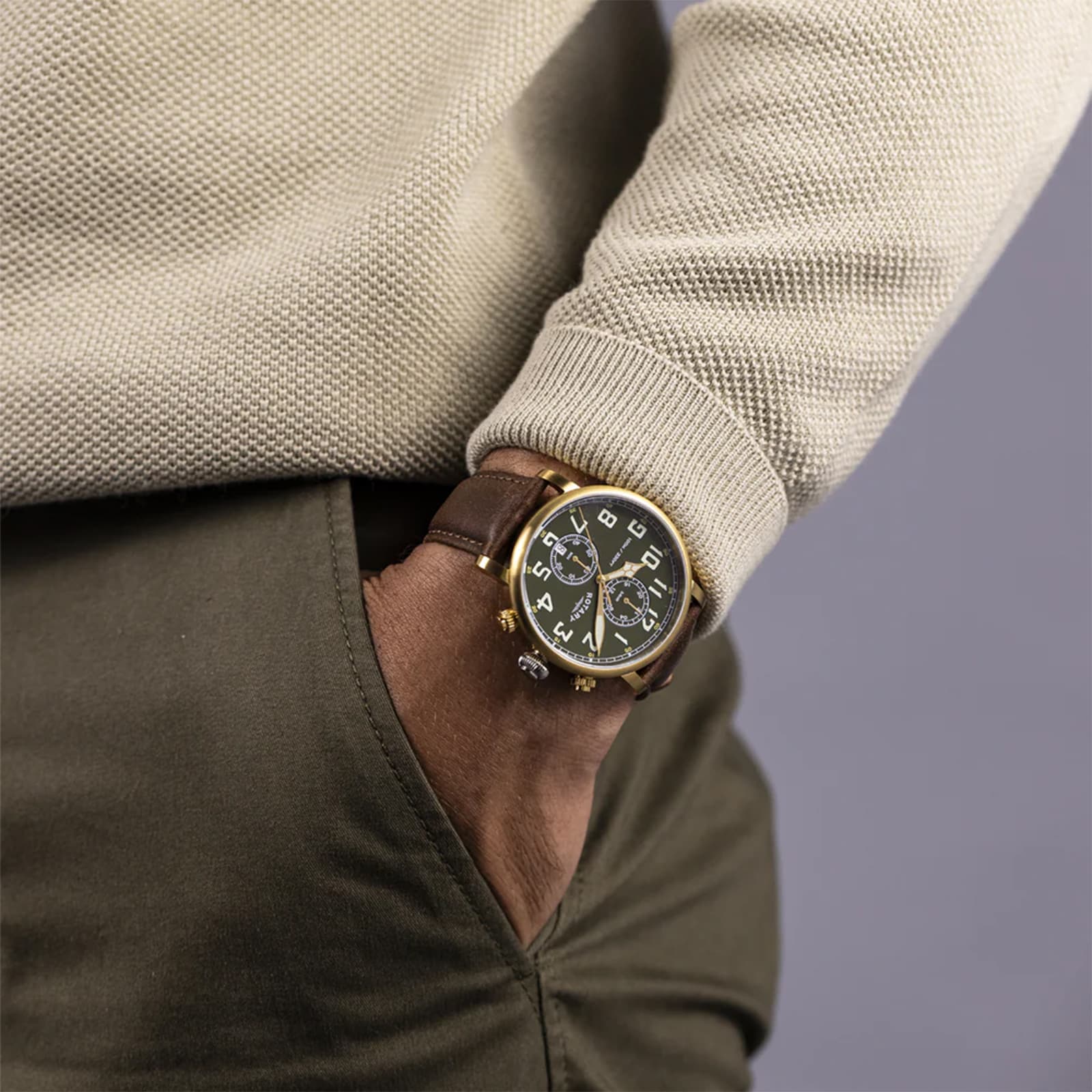 Rotary Apex100 Pilot 43mm Mens Watch Green