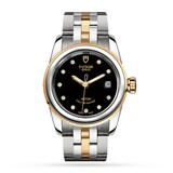 Tudor Glamour Date