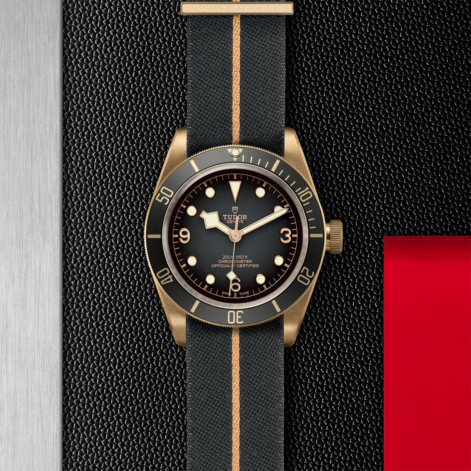 Tudor Black Bay Bronze 43mm Bronze Case Fabric Strap Tudor Black Bay Bronze 43mm Bronze Case Fabric Strap