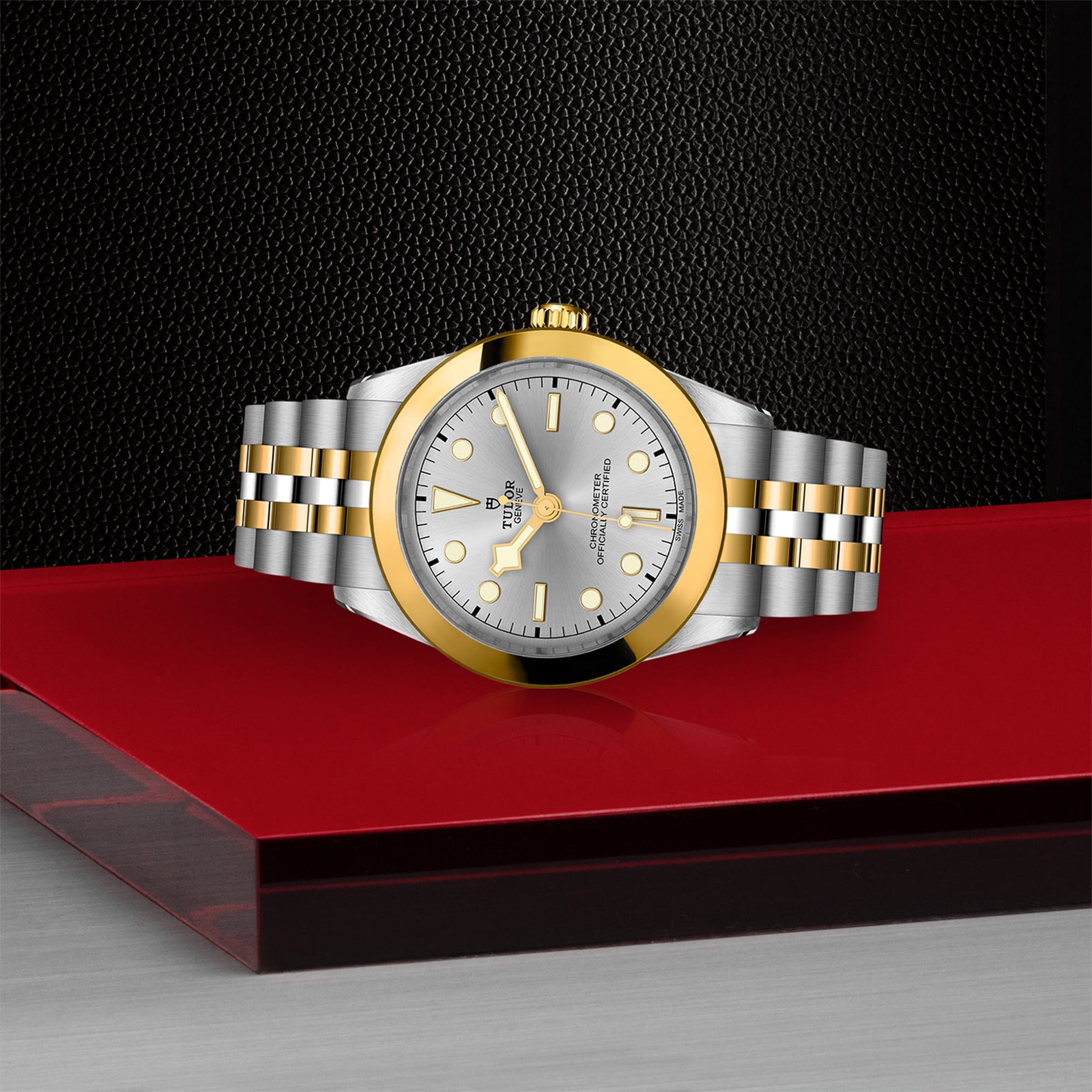 Tudor Black Bay One 39 S&G 39mm Steel Case Steel And Yellow Gold Bracelet