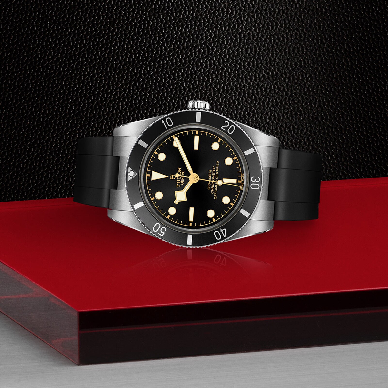 Strap tudor black on sale bay