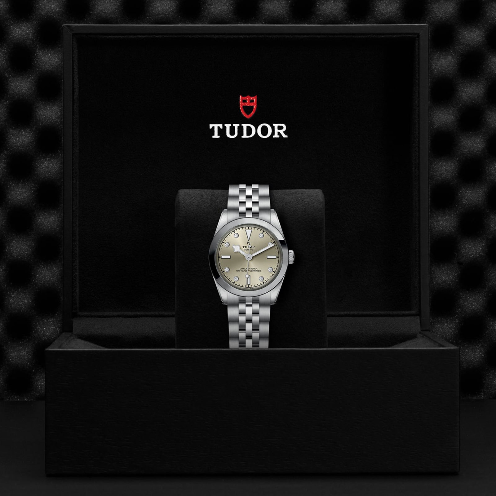 Tudor Black Bay One 31 Manufacture Calibre MT5201 (COSC) 31mm Steel Case Steel Bracelet Tudor Black Bay One 31 Manufacture Calibre MT5201 (COSC) 31mm Steel Case Steel Bracelet